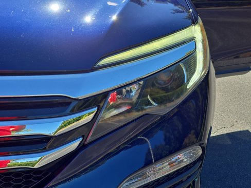 Used 2017 Honda Pilot Elite image 32