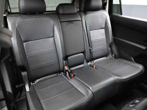 Used 2019 Volkswagen Tiguan SE w/ 3rd Row Seat Package image 30