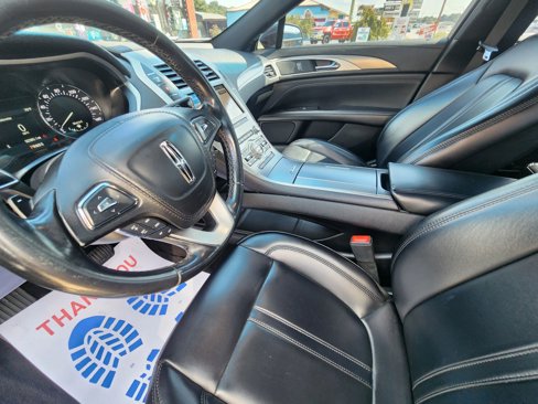 Used 2019 Lincoln MKZ Premiere image 13