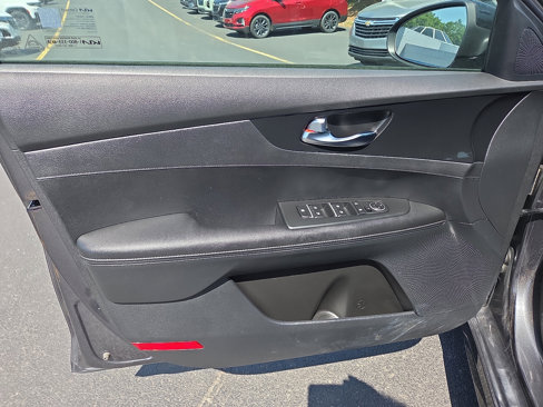 Used 2022 Kia Forte GT-Line w/ GT-Line Technology Package image 14