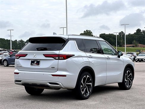 Used 2022 Mitsubishi Outlander SEL image 8