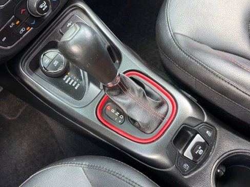 Used 2019 Jeep Compass Trailhawk image 19