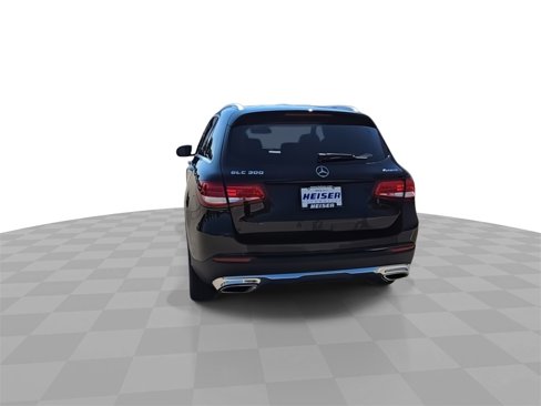 Used 2018 Mercedes-Benz GLC 300 4MATIC image 7