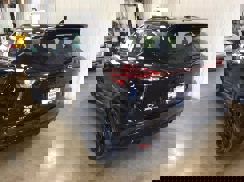 Used 2022 Nissan Kicks SR w/ Premium Package image 3