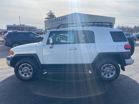 Used 2011 Toyota FJ Cruiser 4WD image 6