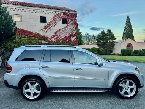 Used 2008 Mercedes-Benz GL 550 4MATIC image 5
