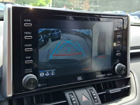 Used 2021 Toyota RAV4 Limited image 19