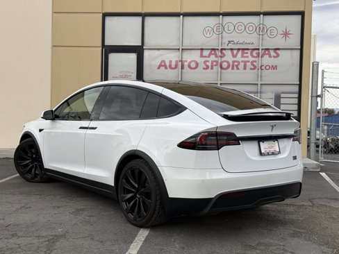 Used 2022 Tesla Model X Plaid image 8