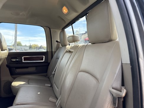 Used 2011 RAM 1500 Laramie image 6