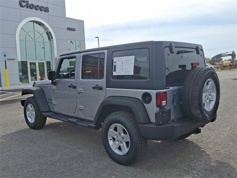 Used 2018 Jeep Wrangler Unlimited Sport S image 7