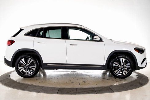 Used 2024 Mercedes-Benz GLA 250 4MATIC image 7
