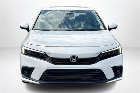 Used 2022 Honda Civic Touring image 2