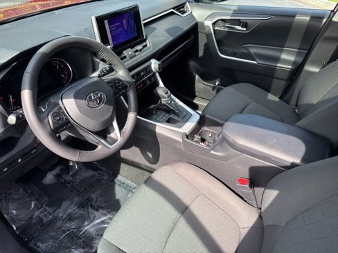 Used 2023 Toyota RAV4 XLE image 13
