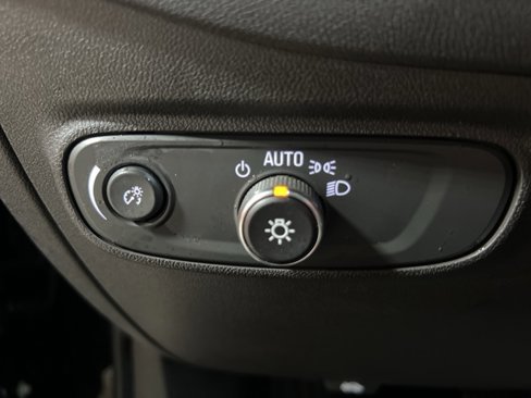 Used 2024 Chevrolet Equinox RS w/ LPO, Floor Liner Package image 12