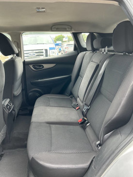 Used 2019 Nissan Rogue Sport S image 17