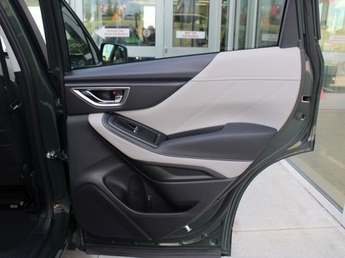 Used 2023 Subaru Forester Limited image 12