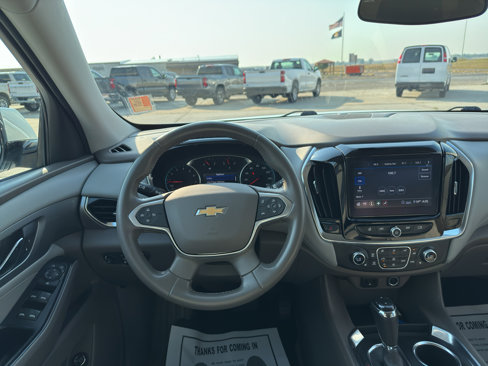 Used 2020 Chevrolet Traverse LT image 13