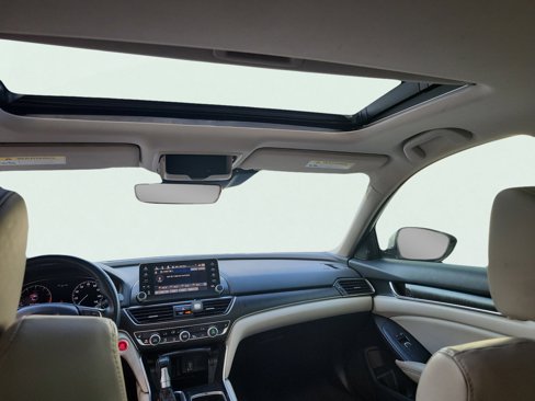 Used 2018 Honda Accord EX-L image 32