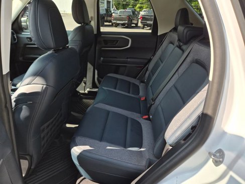 Used 2022 Ford Bronco Sport Outer Banks w/ Tech Package image 17