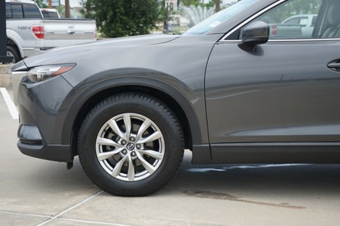 Used 2017 MAZDA CX-9 Touring image 9