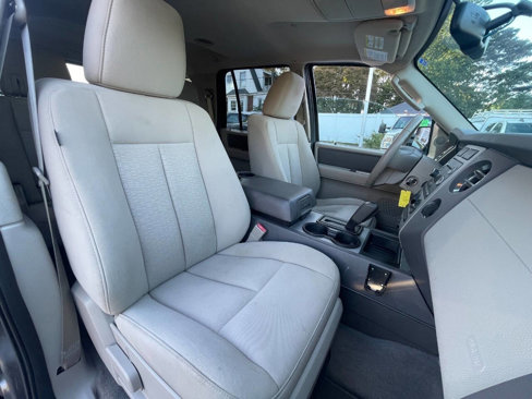 Used 2014 Ford Expedition XL image 37