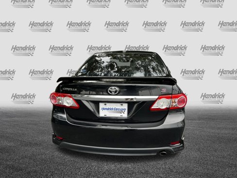 Used 2013 Toyota Corolla S image 8
