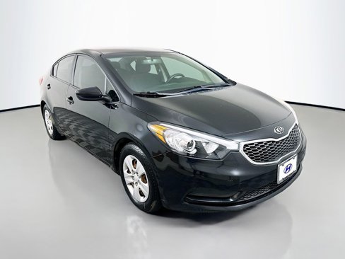 Used 2016 Kia Forte LX image 3