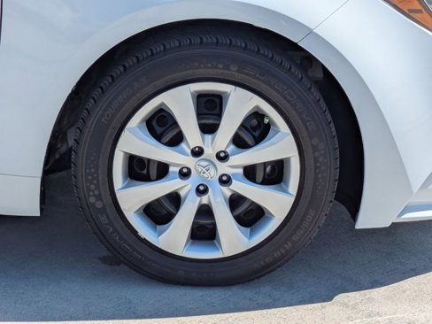 Used 2023 Toyota Corolla LE image 13