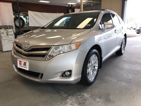 Used 2014 Toyota Venza LE image 8