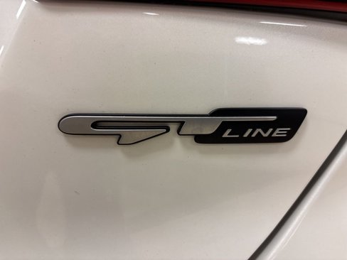 Used 2023 Kia Forte GT-Line w/ GT-Line Premium Package image 7