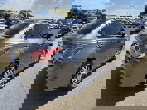 Used 2014 Nissan Altima 2.5 S image 3