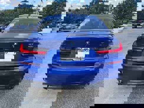 Used 2020 BMW 330i Sedan w/ M Sport Package image 12