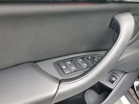 Used 2020 BMW X1 xDrive28i image 13