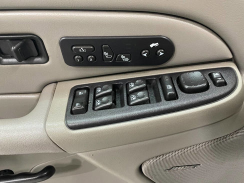 Used 2005 Chevrolet Avalanche Z71 w/ Sun And Sound Package image 25