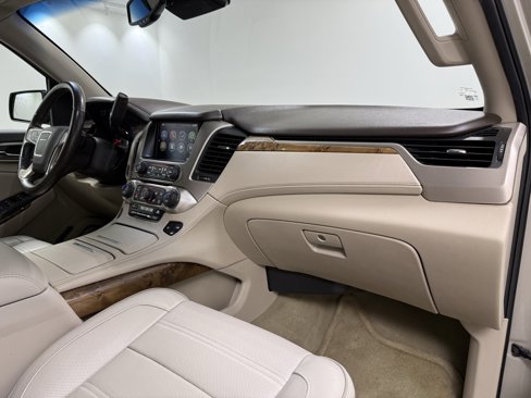 Used 2016 GMC Yukon XL Denali w/ Open Road Package image 35