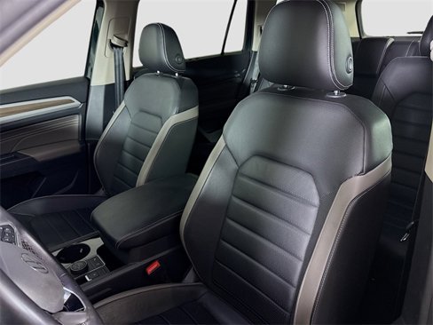 Used 2021 Volkswagen Atlas SEL Premium image 20