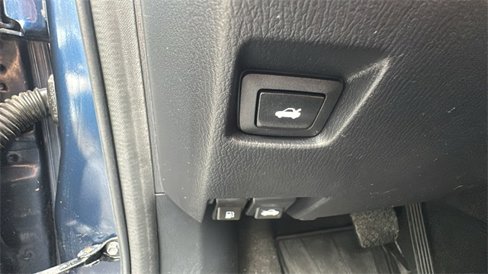 Used 2015 MAZDA MAZDA3 i Grand Touring image 21