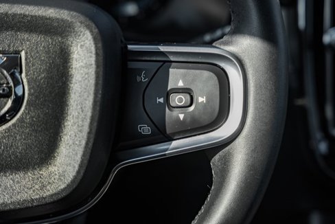 Certified 2023 Volvo XC40 B5 Plus w/ Driver Assist Package image 25
