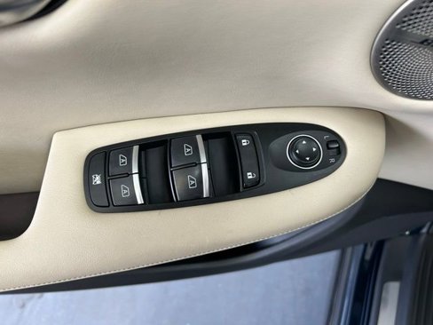 Used 2019 INFINITI QX50 Essential w/ Premium Heat Package image 16