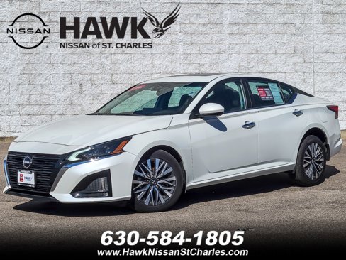 Certified 2023 Nissan Altima 2.5 SV w/ SV Premium Package image 1