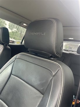 Used 2019 GMC Terrain Denali w/ Advanced Safety Package image 6