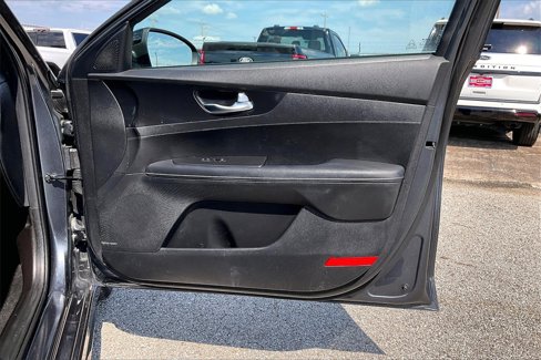 Used 2022 Kia Forte GT-Line w/ GT-Line Premium Package image 29