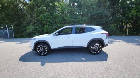 Certified 2025 Chevrolet Trax RS w/ Sunroof Package image 10