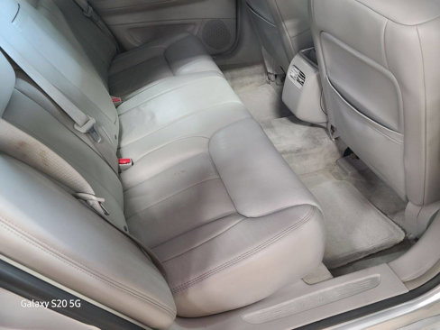 Used 2009 Cadillac DTS w/ Sun And Sound Package image 18