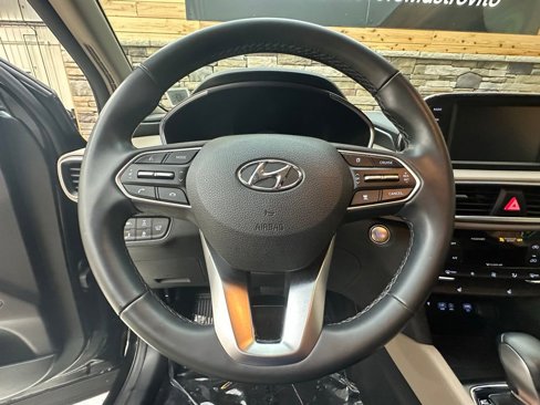 Used 2020 Hyundai Santa Fe SEL w/ Convenience Package image 17