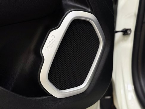 Used 2020 Jeep Renegade Sport w/ Sport Appearance Group image 13