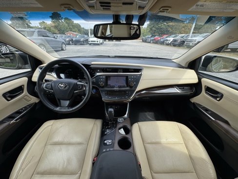 Used 2013 Toyota Avalon Limited image 17