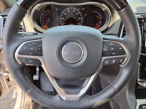 Used 2019 Jeep Grand Cherokee Overland image 17