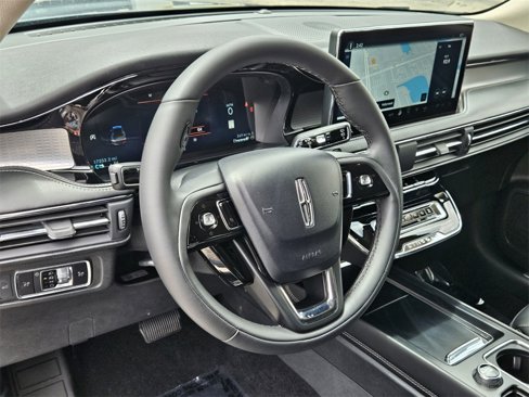 Certified 2023 Lincoln Corsair FWD image 4