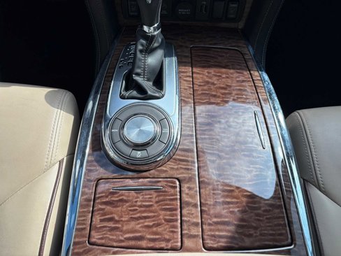 Used 2020 Nissan Armada SL image 26